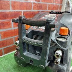 MAX AK-HL1270EⅡ エアーコンプレッサー【リライズ野田愛宕店】【店頭取引限定】【ジャンク(電源ボタン破損で動作未確認の為。通電確認のみ。）】【 管理番号：ITY1BIB3HAN4】 MAX AK-HL1270EⅡ エアーコンプレッサー【リライズ野田愛宕店】【店頭