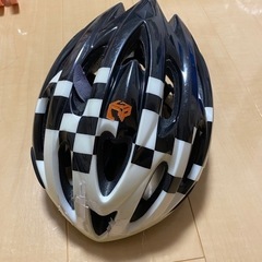 ロードバイク　ヘルメット