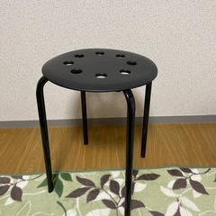 IKEAのスツール 丸椅子