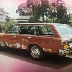 S44日産VH130セドリックバンC4