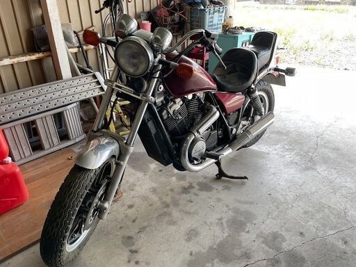 ホンダ　NV750　カスタム　エンジン不動　廃車証明有ります