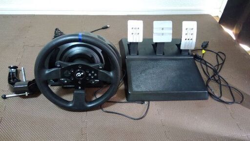 PS4用、PC等で使えるハンコン (T300RS)