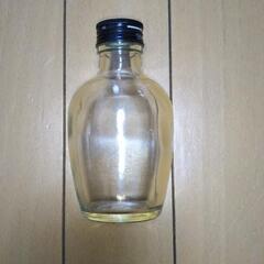 ガラス瓶　ジュースの空き瓶