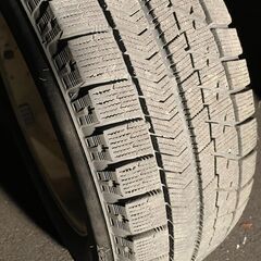 [新品同様]ブリヂストン スタッドレス VRX4本　205/65R15  ノア・ヴォクシー　BRIDGESTONE