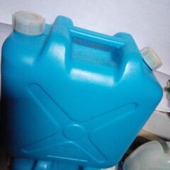 青の灯油缶　（18L） ブルー ポリタンク　ポリ缶（二缶セット）