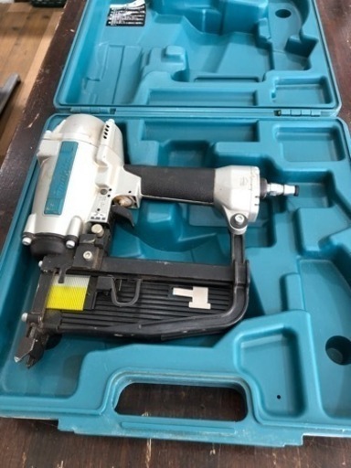 makita   エアタッカー　AT1150   工具　人気商品　中古品