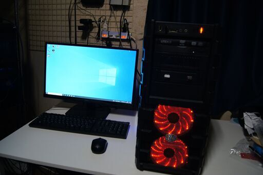 話の早い方のみ　最新型　自作PC　物凄いスペックで10年は使えます