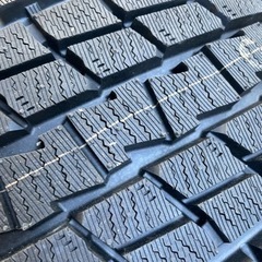 ランドクルーザー100 スタッドレス タイヤ ホイール 未使用に近い 