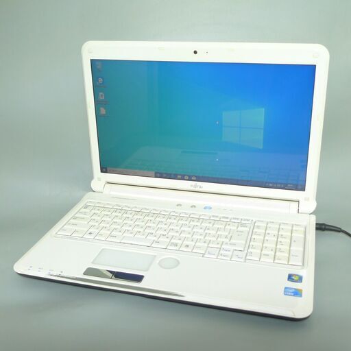 即使用可 ホワイト ノートパソコン 中古良品 15.6型 富士通 AH550/5B Core i5 4GB 640G Blu-ray 無線LAN webカメラ Windows10 Office