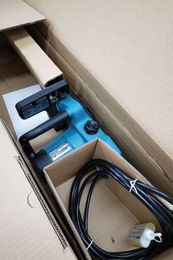 ハンズクラフト安佐北店】マキタ 電気チェーンソー MUC4041