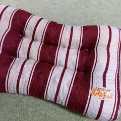 日本製　磁石入り枕
