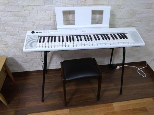 美品】YAMAHA- NP-12WH 電子ピアノ スタンド譜面台セット 61鍵盤