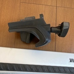 THULEエアロベースとフットのセット