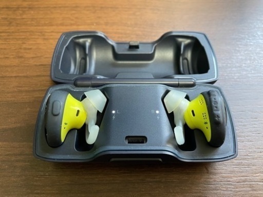 BOSE ボーズ フルワイヤレスイヤホン Sound Sport Free wireless headphones