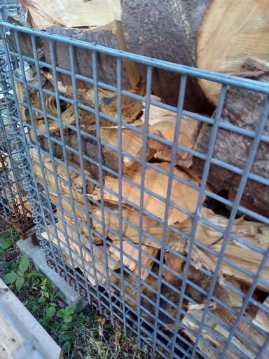 ○完売御礼○規格外 コロ 薪 未乾燥 広葉樹ミックス まとめ売りのみ