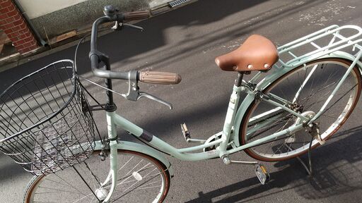 幸*）様 中古美品LEDオートライト自転車★27インチ★ベージュ★注※配達地域限 a.n.design-works クロスバイク 700c 初心者 420mm 480mm 自転車