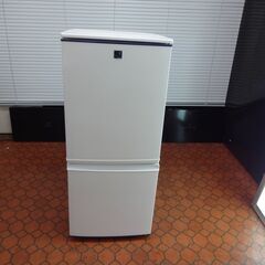 ID 989701 冷蔵庫2ドア シャープ137L 2015年製 SJ-14E2-KB