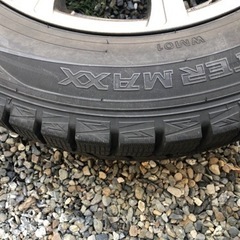 スタッドレスタイヤ　ホイール付き　225 60R 17 99Q