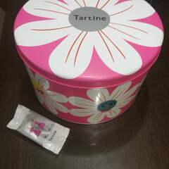 ★Tartine（タルティン）★ピンクの缶入★空き缶★「タルティ...