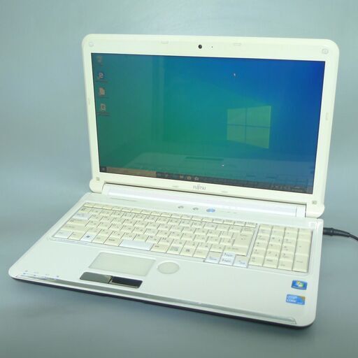 ホワイト ノートパソコン 中古良品 15.6型 富士通 AH550/5B Core i5 4GB 640G Blu-ray 無線LAN webカメラ Windows10 Office