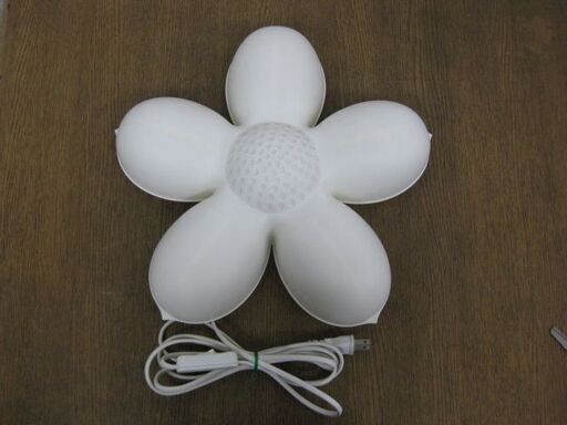 Ikea イケア Smila Blomma スミーラ ブロマ ウォールランプ ホワイト 花型 ライト 照明 インテリア リユース店 ユーコン 鴻池新田のその他の中古あげます 譲ります ジモティーで不用品の処分