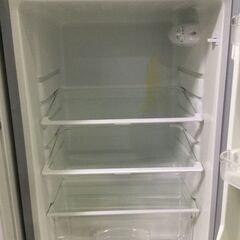 中古の冷蔵庫　SHARP　SJ-H12B　2017年製です。