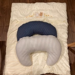 赤ちゃん布団、授乳枕