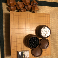 【ネット決済】囲碁盤　碁石2種、囲碁盤の足付き　セット
