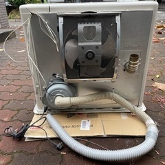 コロナ　FF式灯油ストーブ