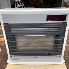 コロナ　FF式灯油ストーブ