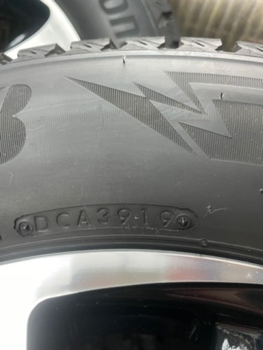 BLIZZAK DM-V3 225-60R17 スタッドレス　ホイールセット