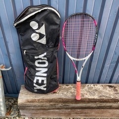 軟式テニスのラケット