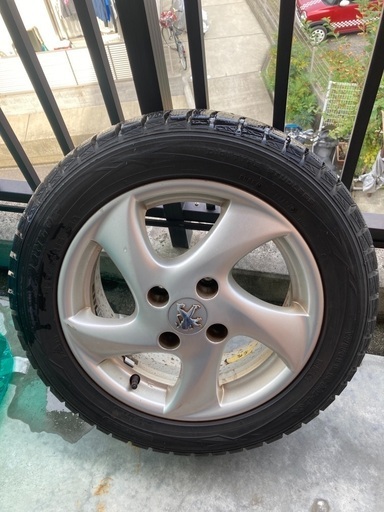スタットレスタイヤ4本セット195/55R15