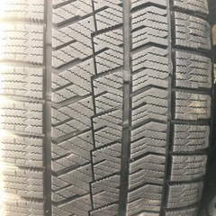 スタッドレスタイヤ　215/60/16 鉄ホイール付き