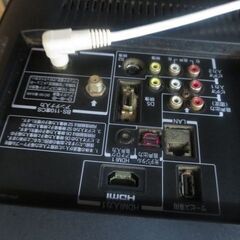 TOSHIBA レクザ32型　2010年製　