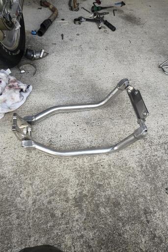 まだあります　早いもの勝ち　ミニモト製　HONDAモンキーアルミ合金サブフレーム　　KEEPSPEED　状態良好 まだあります 早いもの勝ち ミニモト製 HONDAモンキーアルミ合金サブ