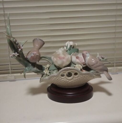 リヤドロ　置物 花と鳥