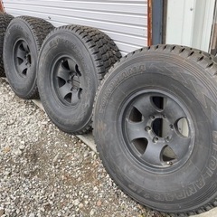 315/75R16 スタッドレスタイヤ(ホイール付き)