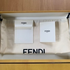 FENDI クラッチバック