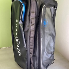 Aqua Lung スーツケース(無料)