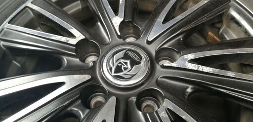 スイフトスポーツに履いてました。社外品アルミ＆スタッドレスセット 