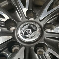 スイフトスポーツに履いてました。社外品アルミ＆スタッドレスセットです。