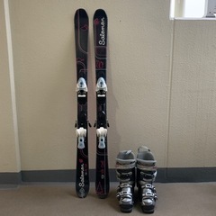 【ネット決済】スキー板　ビンディング　ブーツのセット