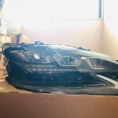 レクサス　GS 右ヘッドライト　ユニット