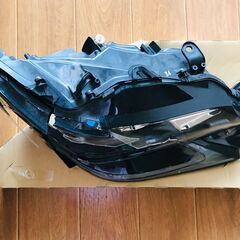 レクサス　GS 右ヘッドライト　ユニット
