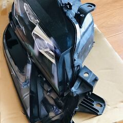 レクサス　GS 右ヘッドライト　ユニット