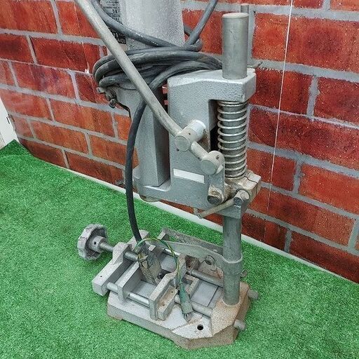 マキタ 6401(MD108スタンド付き) 角ノミ【リライズ野田愛宕店】【店頭取引限定】【中古】【管理番号：ITMEKIJEWQSG】