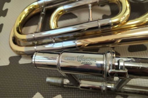 テナーバストロンボーン ヤマハ カスタム YSL8425G 中古 ケース