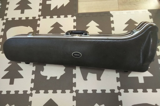 テナーバストロンボーン　ヤマハ　カスタム　YSL8425G 中古　ケース、ミュート、小物付き