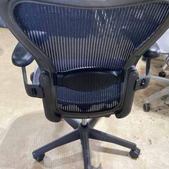 Herman Miller Aeron ハーマンミラー アーロンチェア Bサイズ　青色